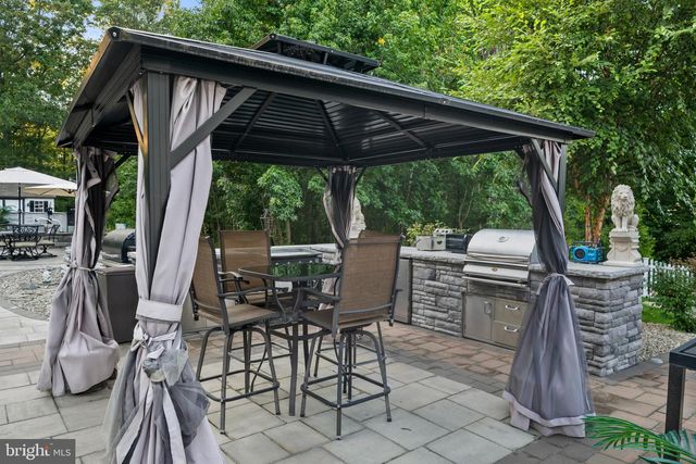 6865 CROCKETT CT, Hughesville, MD 20637