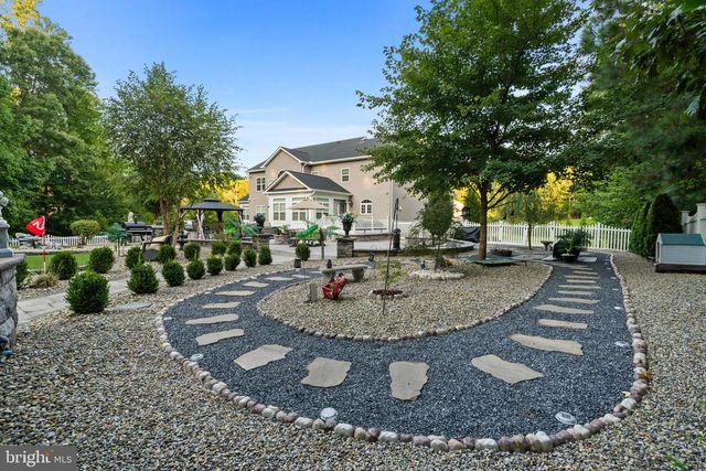 6865 CROCKETT CT, Hughesville, MD 20637