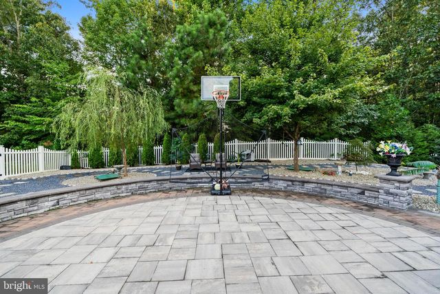 6865 CROCKETT CT, Hughesville, MD 20637