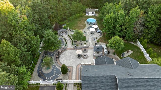 6865 CROCKETT CT, Hughesville, MD 20637