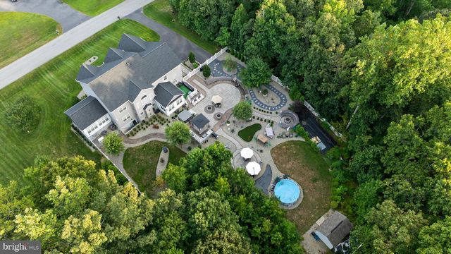 6865 CROCKETT CT, Hughesville, MD 20637