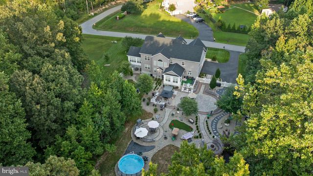 6865 CROCKETT CT, Hughesville, MD 20637