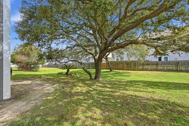 11 Court Drive 11, Destin, FL 32541