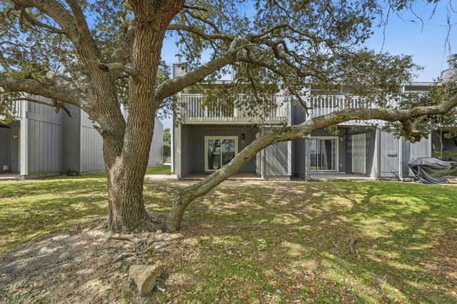 11 Court Drive 11, Destin, FL 32541