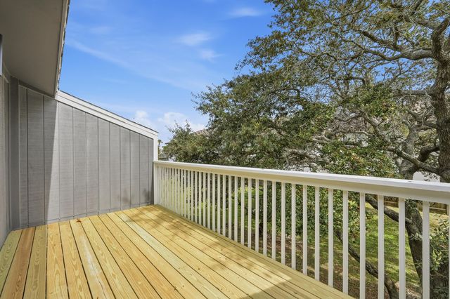 11 Court Drive 11, Destin, FL 32541