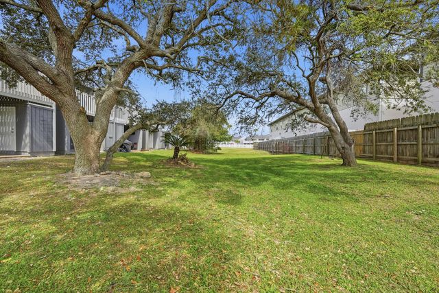 11 Court Drive 11, Destin, FL 32541