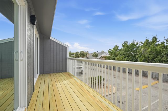 11 Court Drive 11, Destin, FL 32541