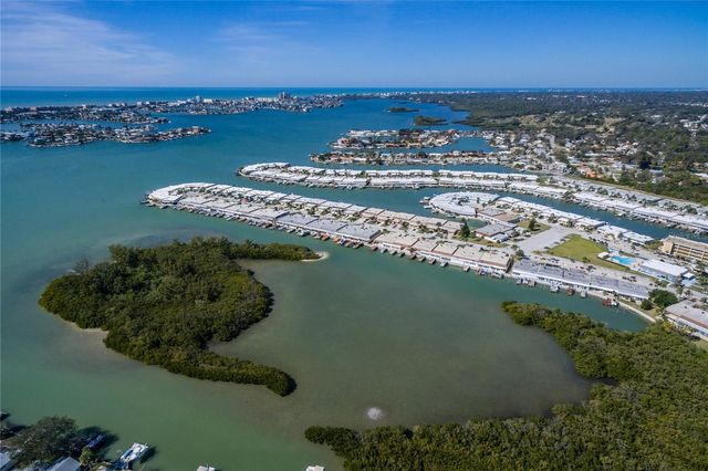 1 S BOCA CIEGA POINT BOULEVARD 204, St Petersburg, FL 33708