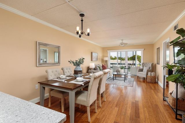 1 S BOCA CIEGA POINT BOULEVARD 204, St Petersburg, FL 33708