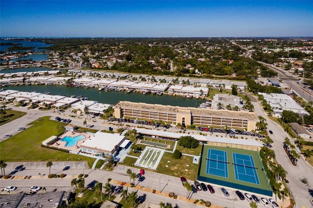 1 S BOCA CIEGA POINT BOULEVARD 204, St Petersburg, FL 33708