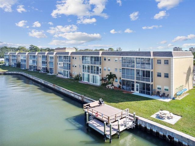 1 S BOCA CIEGA POINT BOULEVARD 204, St Petersburg, FL 33708
