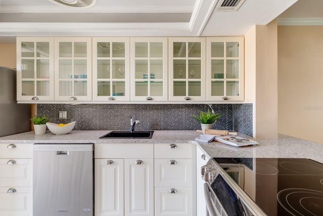 1 S BOCA CIEGA POINT BOULEVARD 204, St Petersburg, FL 33708