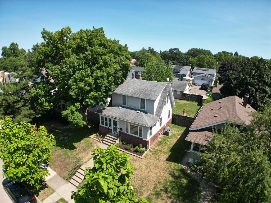 4142 Upton Avenue N, Minneapolis, MN 55412 — exterior