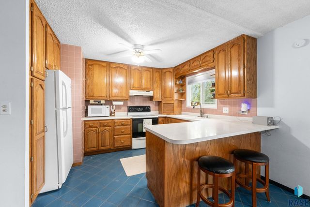 1325 S Annway Dr Drive, Sioux Falls, SD 57103