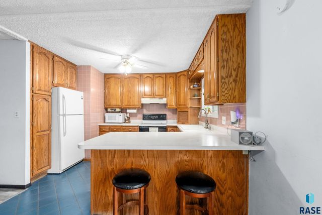 1325 S Annway Dr Drive, Sioux Falls, SD 57103
