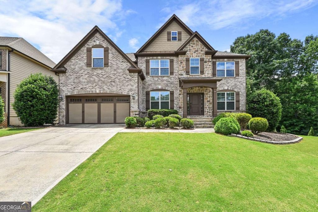 416 Ridge Walk Court, Sugar Hill, GA 30518