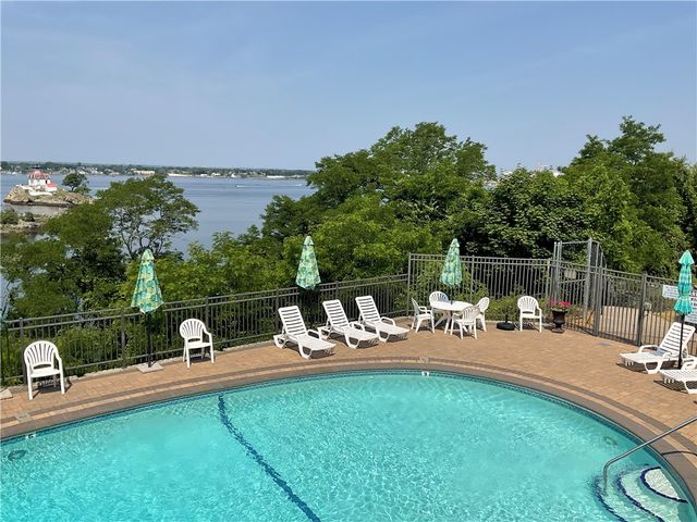 33 Bullocks Point Avenue 5C, Riverside, RI 02915