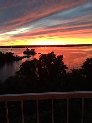 33 Bullocks Point Avenue 5C, Riverside, RI 02915