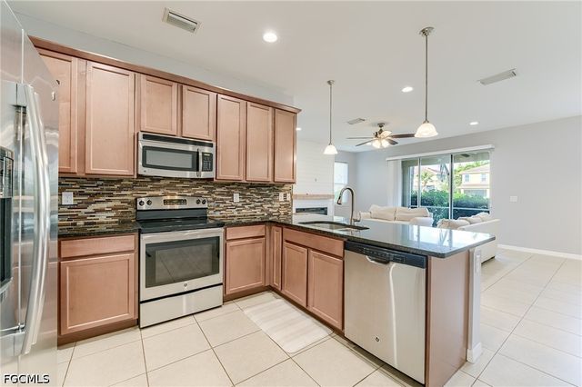 4084 Wilmont PL, Fort Myers, FL 33916