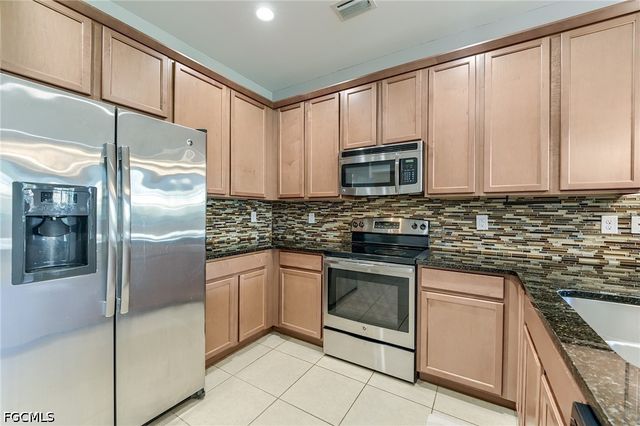 4084 Wilmont PL, Fort Myers, FL 33916