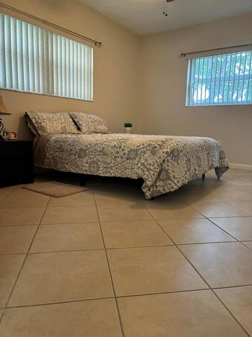 7360 NW 1st Street NW 208, Margate, FL 33063