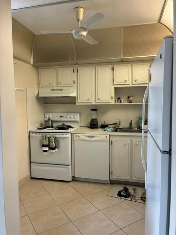 7360 NW 1st Street NW 208, Margate, FL 33063