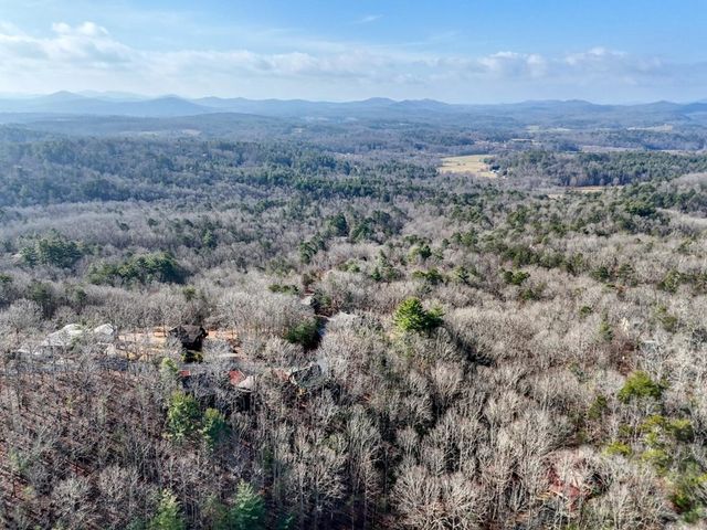 1327 Highland Trace, Blairsville, GA 30512
