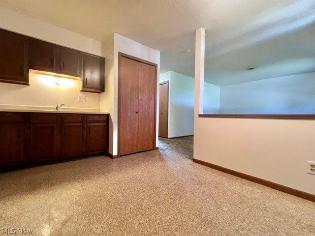 122 Royal Crest Drive G, Seville, OH 44273