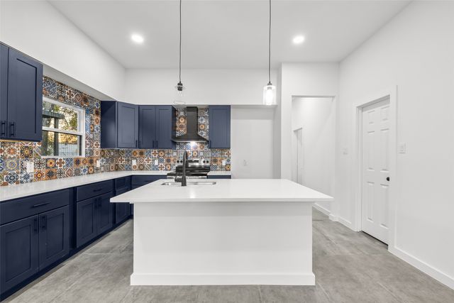 2511 lapsley Street, Dallas, TX 75212