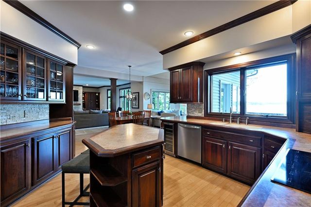 1516 E Orchard Beach Lane, Rice Lake, WI 54868