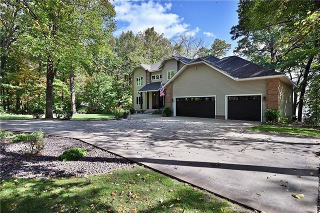 1516 E Orchard Beach Lane, Rice Lake, WI 54868