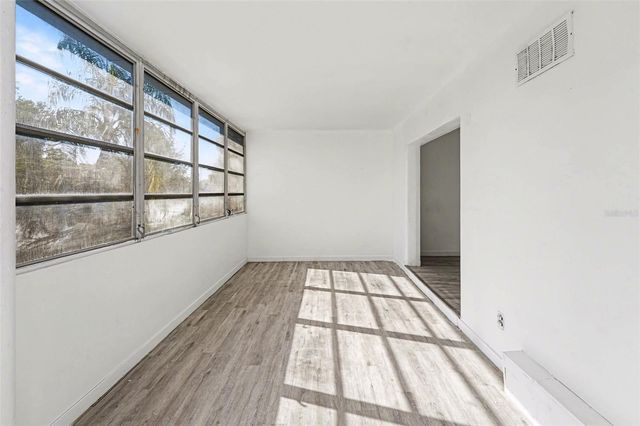 4061 55TH WAY N 1042, Kenneth City, FL 33709