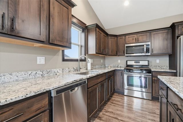 2773 Ridgeview Drive, Palo, IA 52324