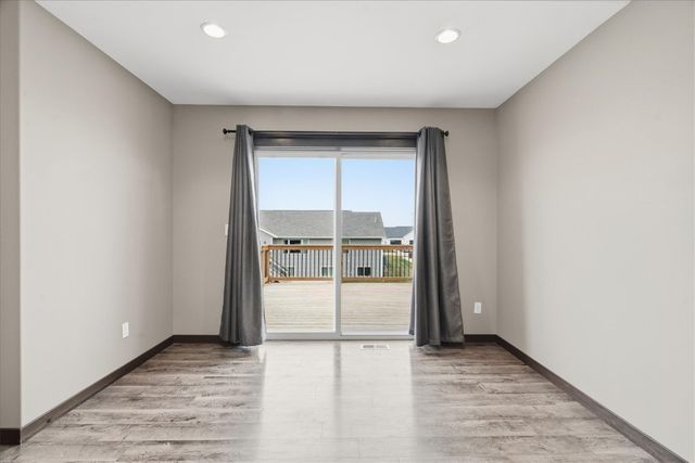 2773 Ridgeview Drive, Palo, IA 52324