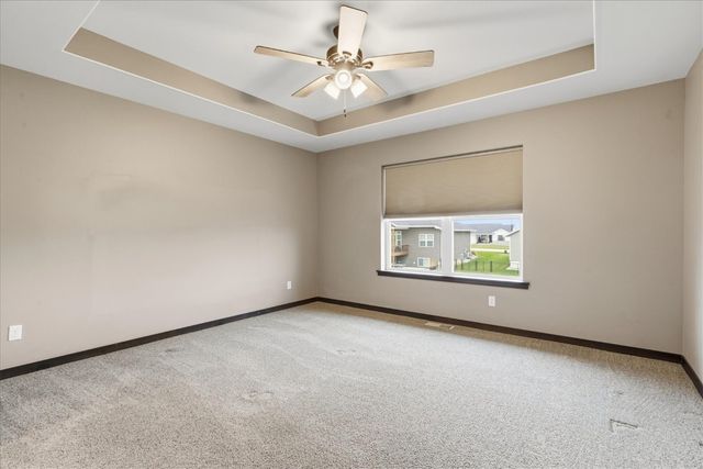 2773 Ridgeview Drive, Palo, IA 52324