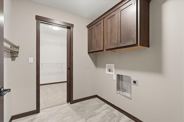 2773 Ridgeview Drive, Palo, IA 52324