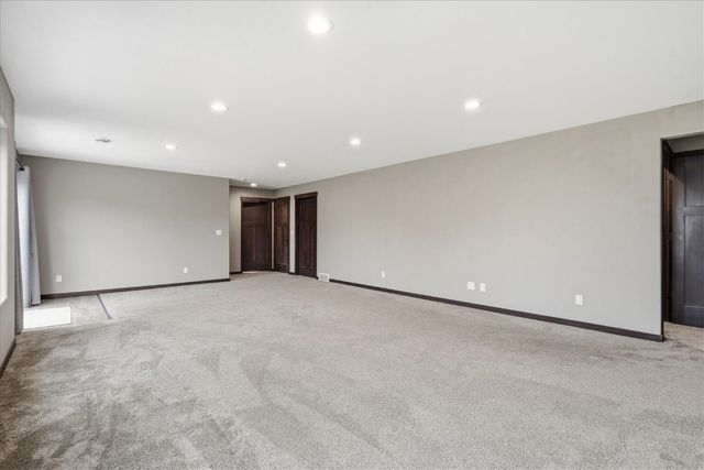 2773 Ridgeview Drive, Palo, IA 52324