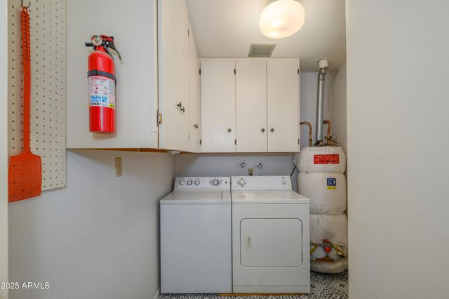 10559 W COGGINS Drive, Sun City, AZ 85351