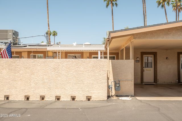 10559 W COGGINS Drive, Sun City, AZ 85351