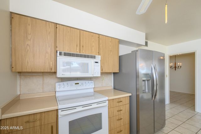 10559 W COGGINS Drive, Sun City, AZ 85351