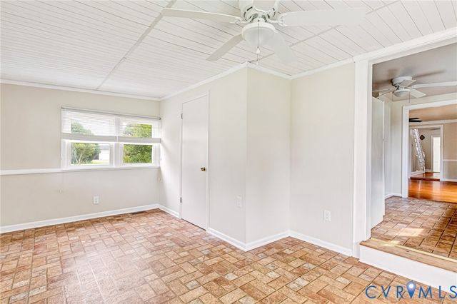 2476 Calvary Church Rd, Warsaw, VA 22572