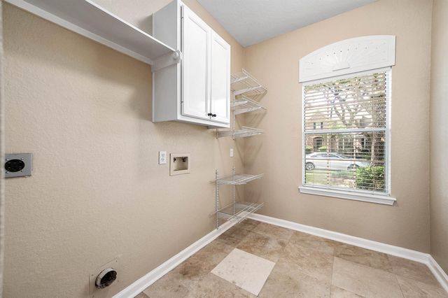 13 Turtle Creek Manor, Sugar Land, TX 77479