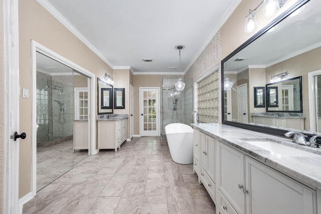 13 Turtle Creek Manor, Sugar Land, TX 77479