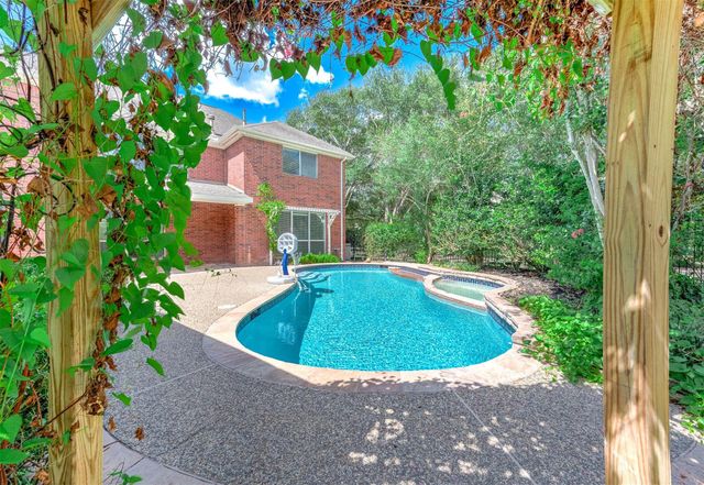 13 Turtle Creek Manor, Sugar Land, TX 77479