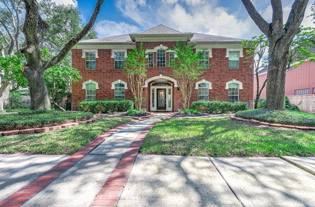 13 Turtle Creek Manor, Sugar Land, TX 77479