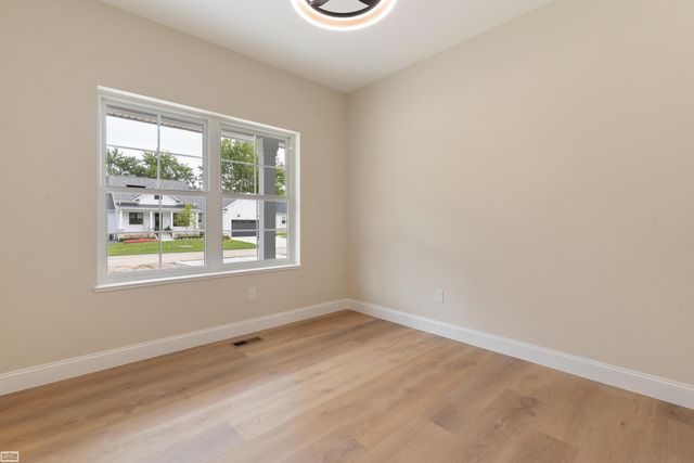 39159 Chart Street, Harrison Twp, MI 48045