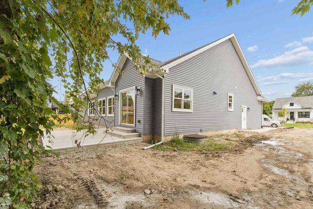 39159 Chart Street, Harrison Twp, MI 48045