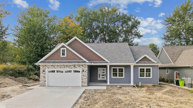39159 Chart Street, Harrison Twp, MI 48045