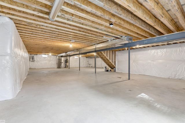 39159 Chart Street, Harrison Twp, MI 48045