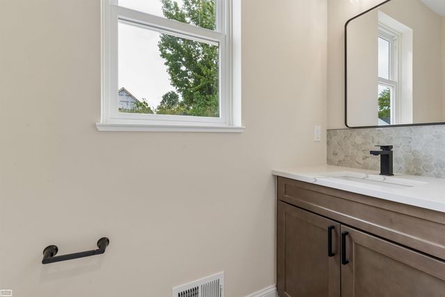 39159 Chart Street, Harrison Twp, MI 48045